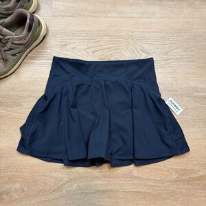 NWT Old Navy Extra High-Waisted Cloud+ Skort Women's M Color‎ Navy/Gray